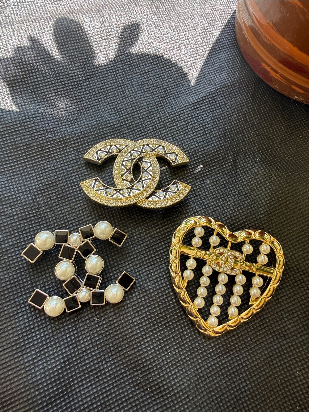 Gold Stainless steel brooch bundle